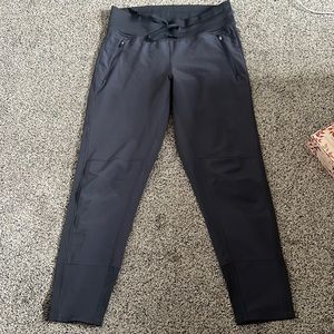 Grey women’s athletic joggers